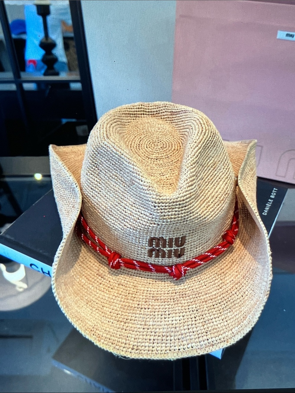 Miu Miu Raffia Cowboy Straw Hat Red Rope Band Embroidered Logo Sun Hat - Picture 4 of 7